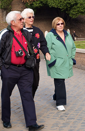 Tourists(1)