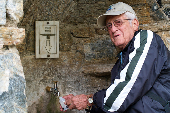 Holy Water(null)