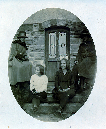 schenk photo scans_20190316_0099